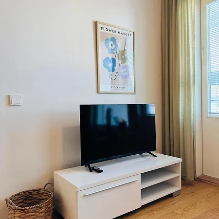 Frost Hosted By Hygge Host *